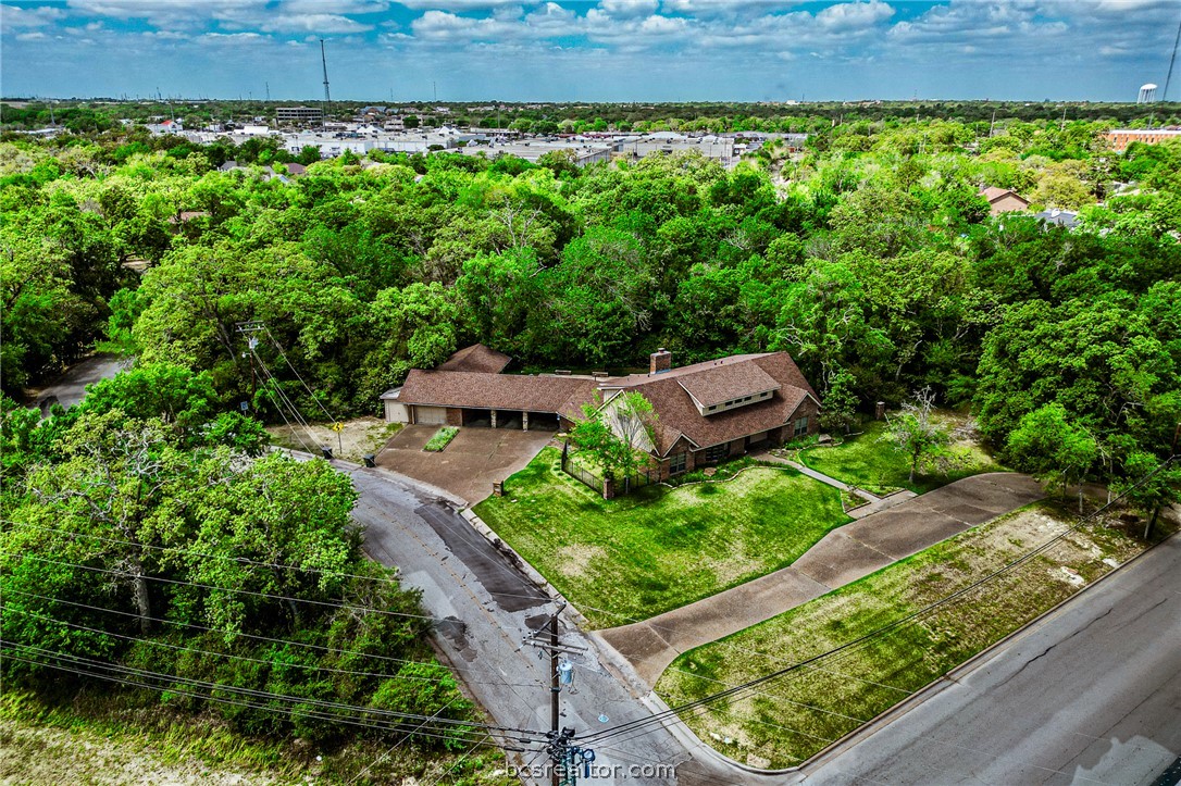1100 Broadmoor Drive Bryan, TX 77802 - Photo 41 of 48