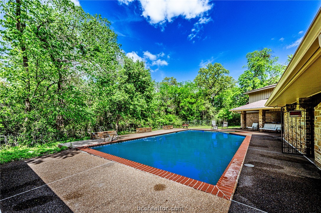 1100 Broadmoor Drive Bryan, TX 77802 - Photo 44 of 48