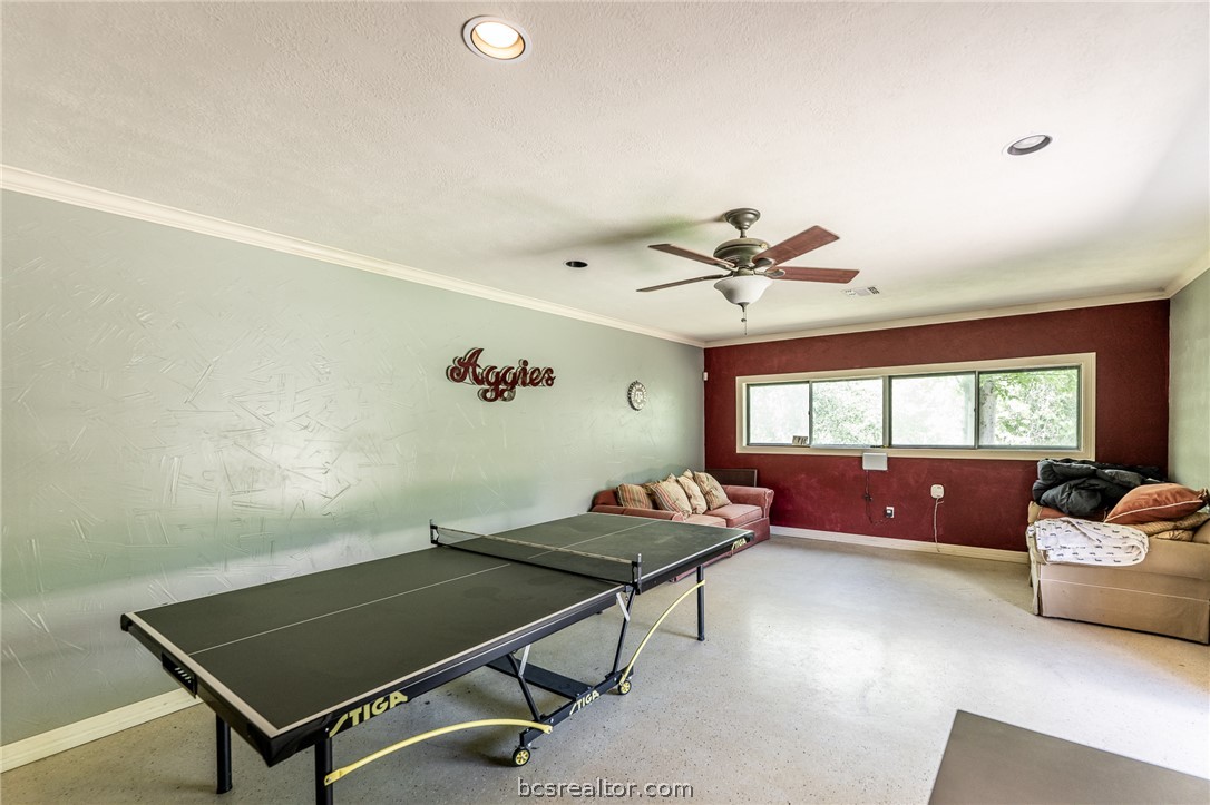 1100 Broadmoor Drive Bryan, TX 77802 - Photo 46 of 48 Poolside Rec Room