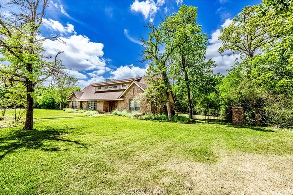 $949,000 | 1100 Broadmoor Drive, Bryan, TX 77802