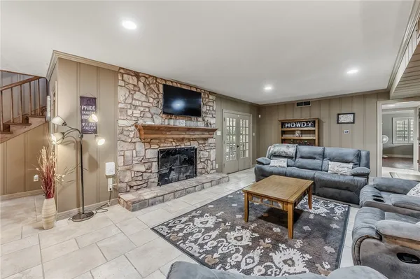 $949,000 | 1100 Broadmoor Drive, Bryan, TX 77802