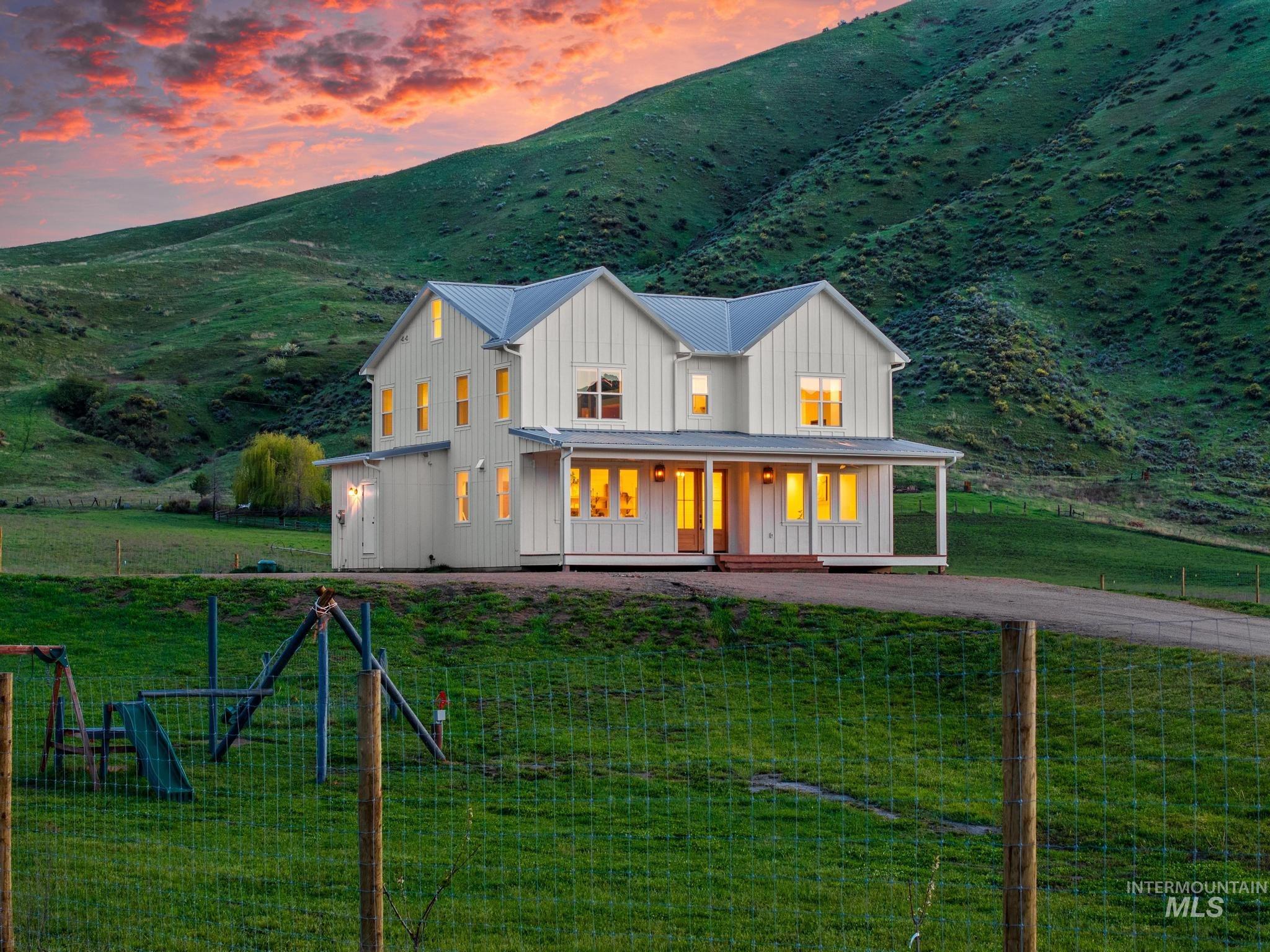 47 Faull Ranch Drive Horseshoe Bend, ID 83629 - Photo 1 of 49