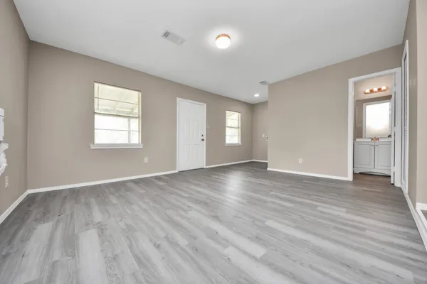$1,495 | 17111 River Road, Unit A, Channelview, TX 77530