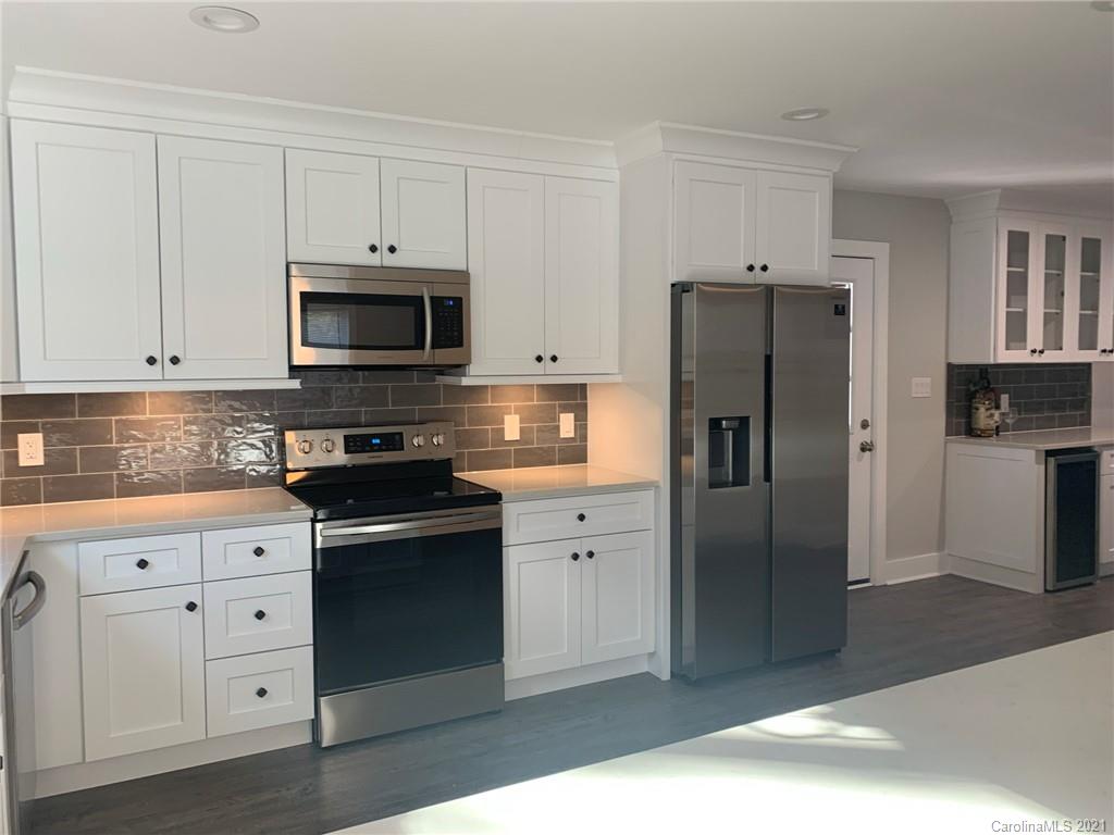 13416 Old Camden Road Midland, NC 28107 - Photo 13 of 34