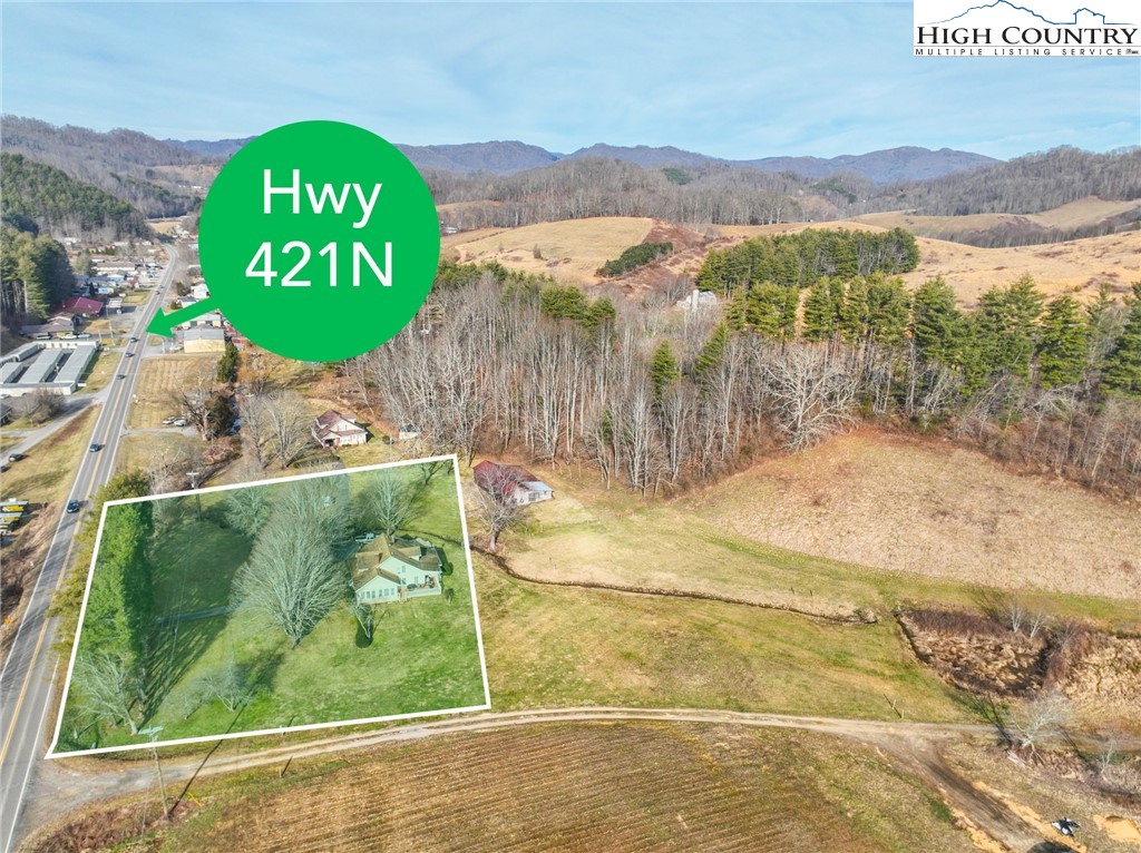 4634 Highway 421 Vilas, NC 28692 - Photo 2 of 28 a view of a basketball court