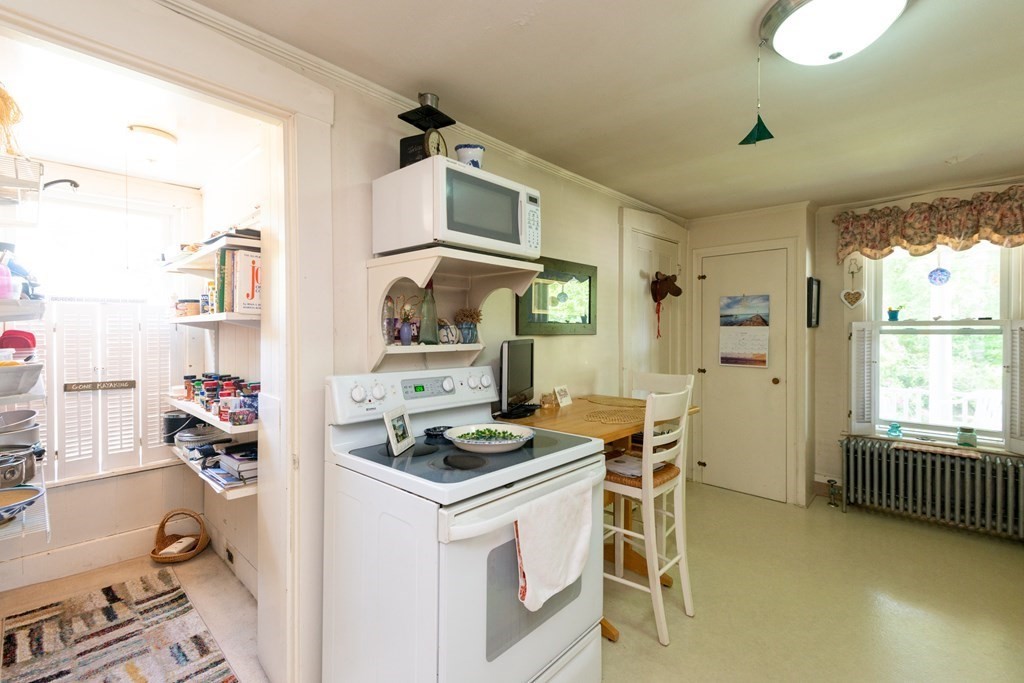 38 Ober Street Beverly, MA 01915 - Photo 12 of 42