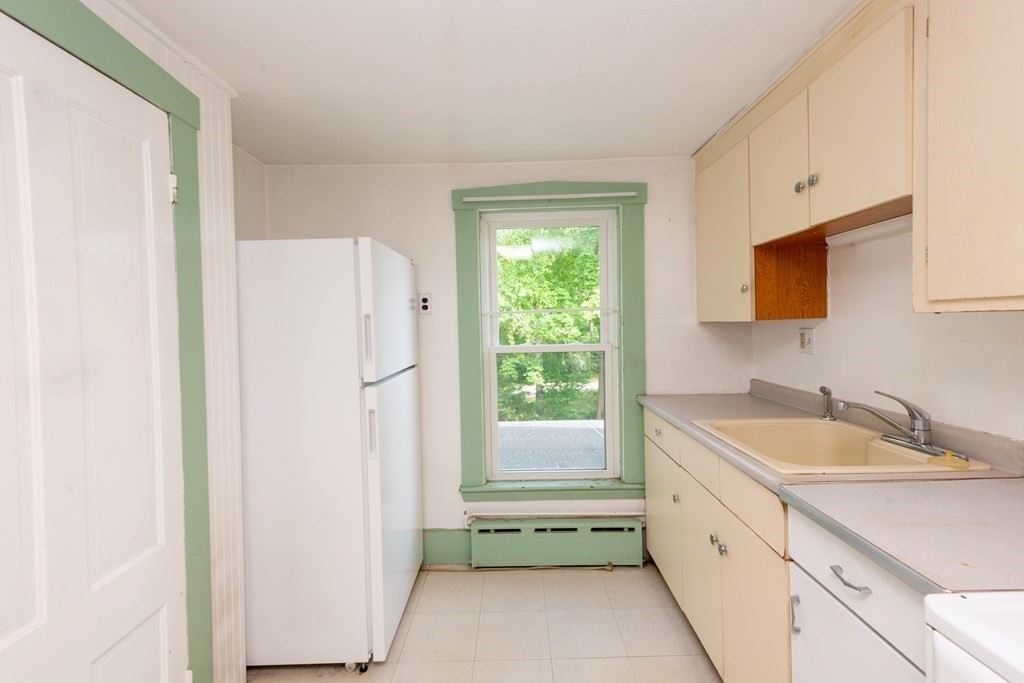 38 Ober Street Beverly, MA 01915 - Photo 27 of 42