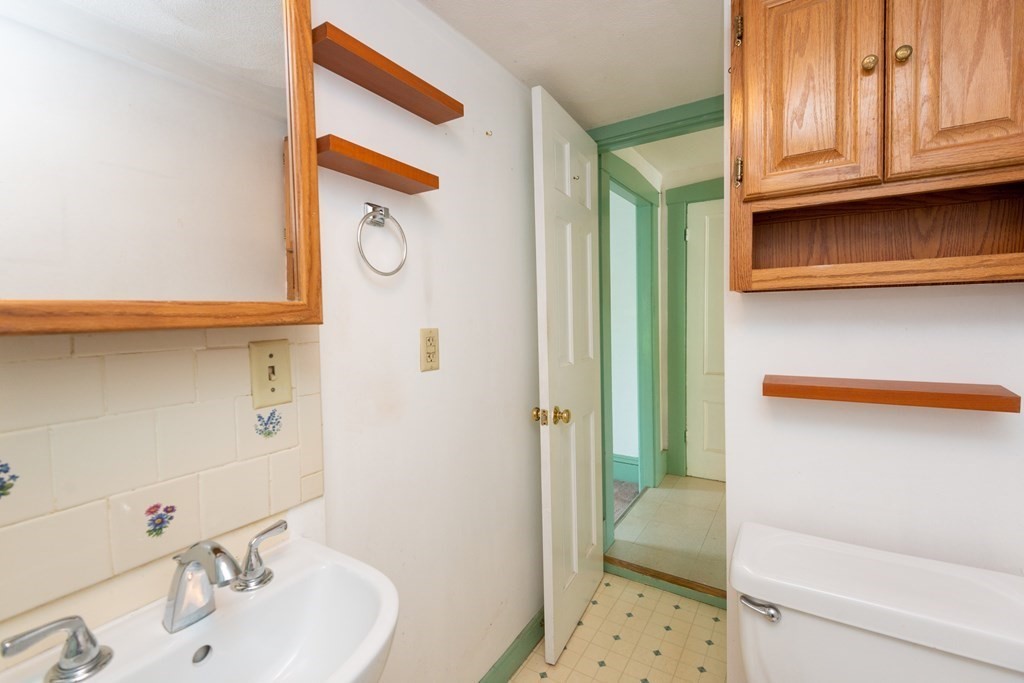 38 Ober Street Beverly, MA 01915 - Photo 28 of 42