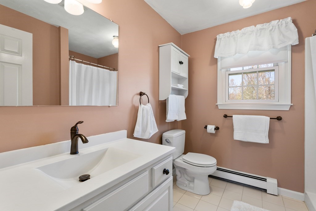 4 Henrys Path Upton, MA 01568 - Photo 33 of 40 Gallery Image 33