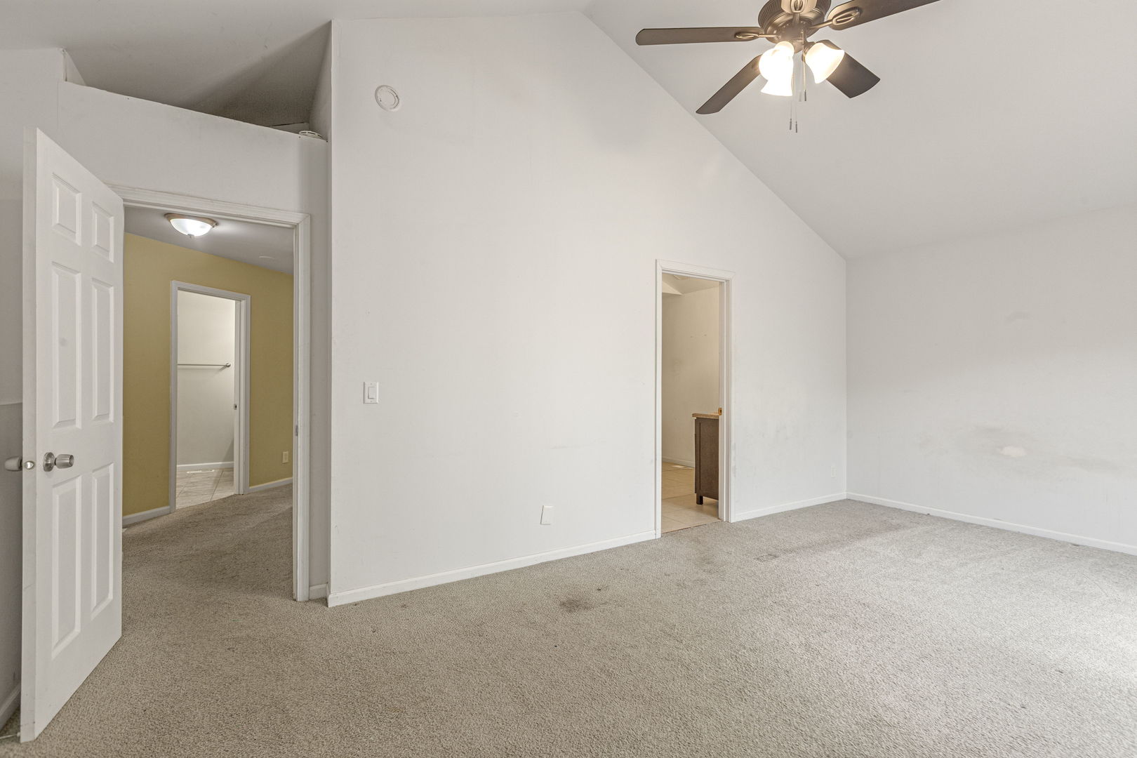 6 Cambridge Court Cary, IL 60013 - Photo 9 of 21