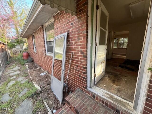 2121 Ruffin Street Durham, NC 27704 - Photo 17 of 31 Side Door -Back