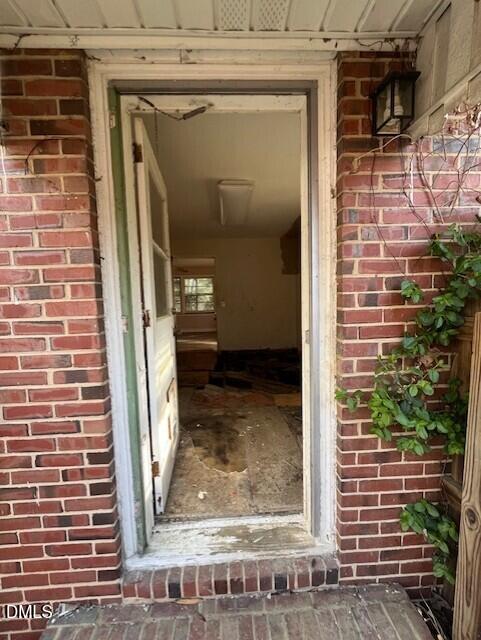 2121 Ruffin Street Durham, NC 27704 - Photo 18 of 31 Side Door