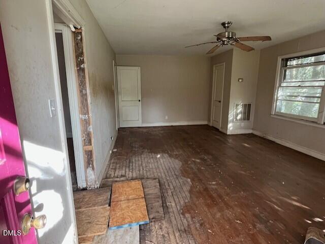 2121 Ruffin Street Durham, NC 27704 - Photo 6 of 31 Living Room 3