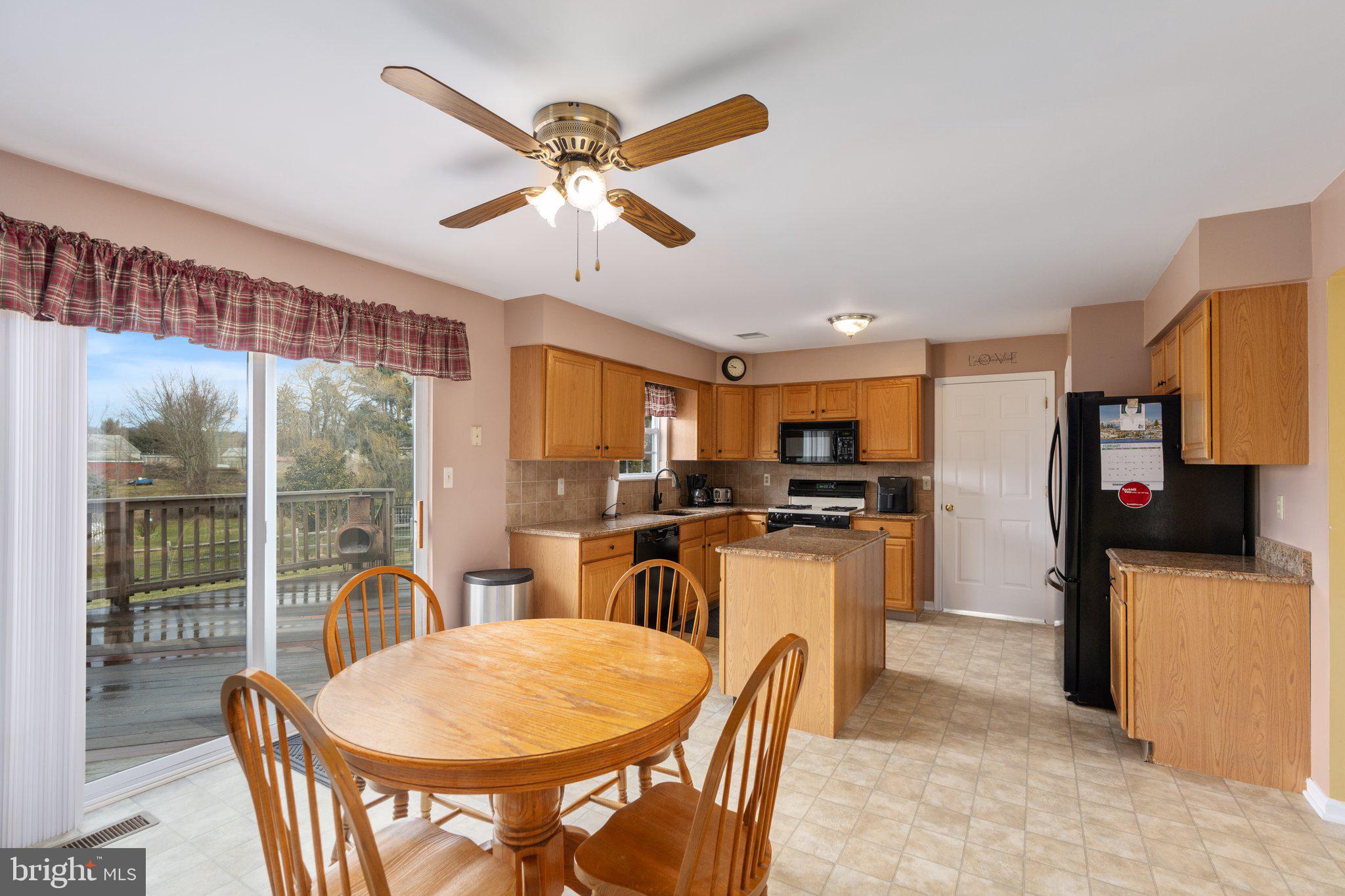 219 Strassburger Road Perkasie, PA 18944 - Photo 17 of 57 Eat In Kitchen with Deck Access