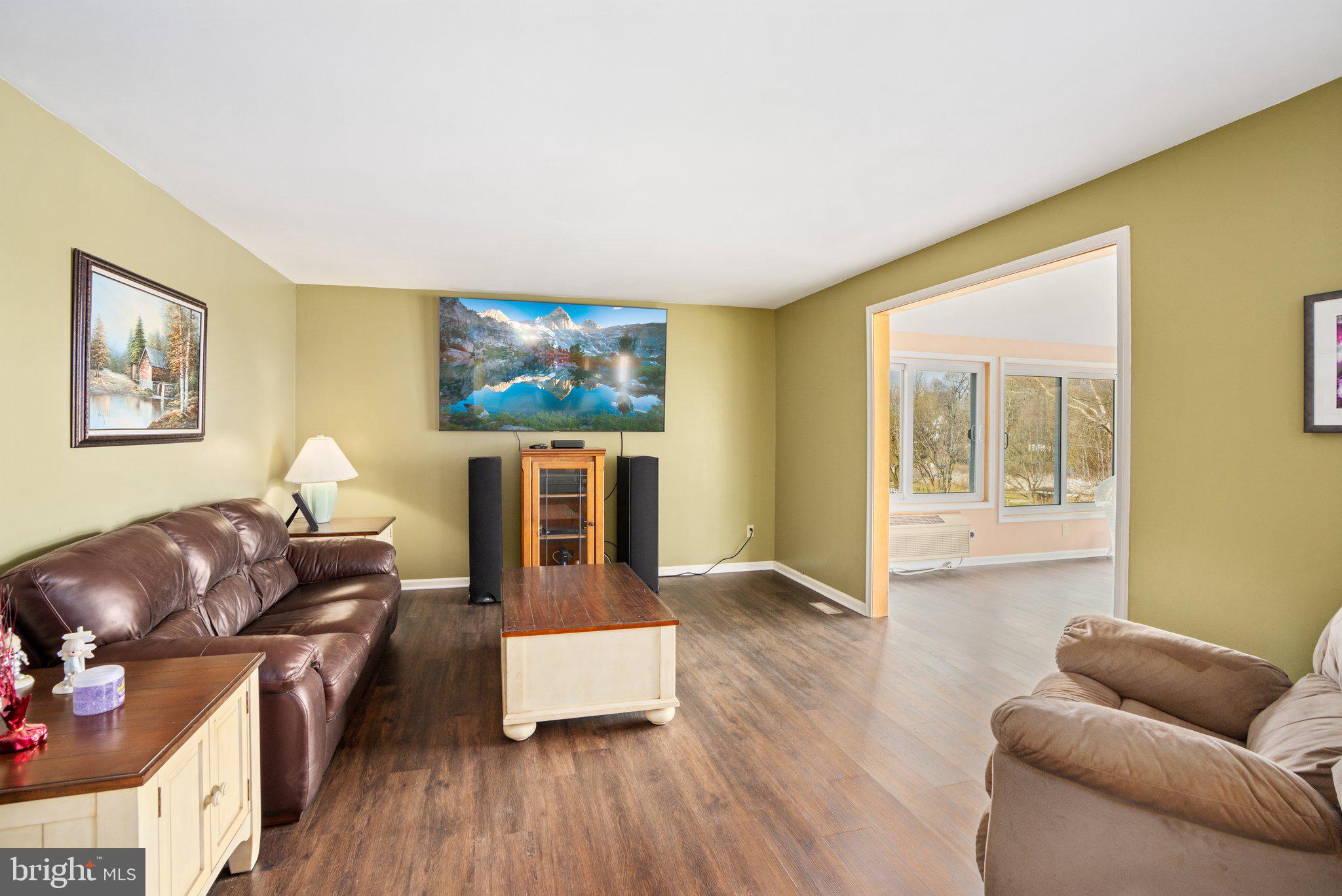 219 Strassburger Road Perkasie, PA 18944 - Photo 21 of 57 Family Room