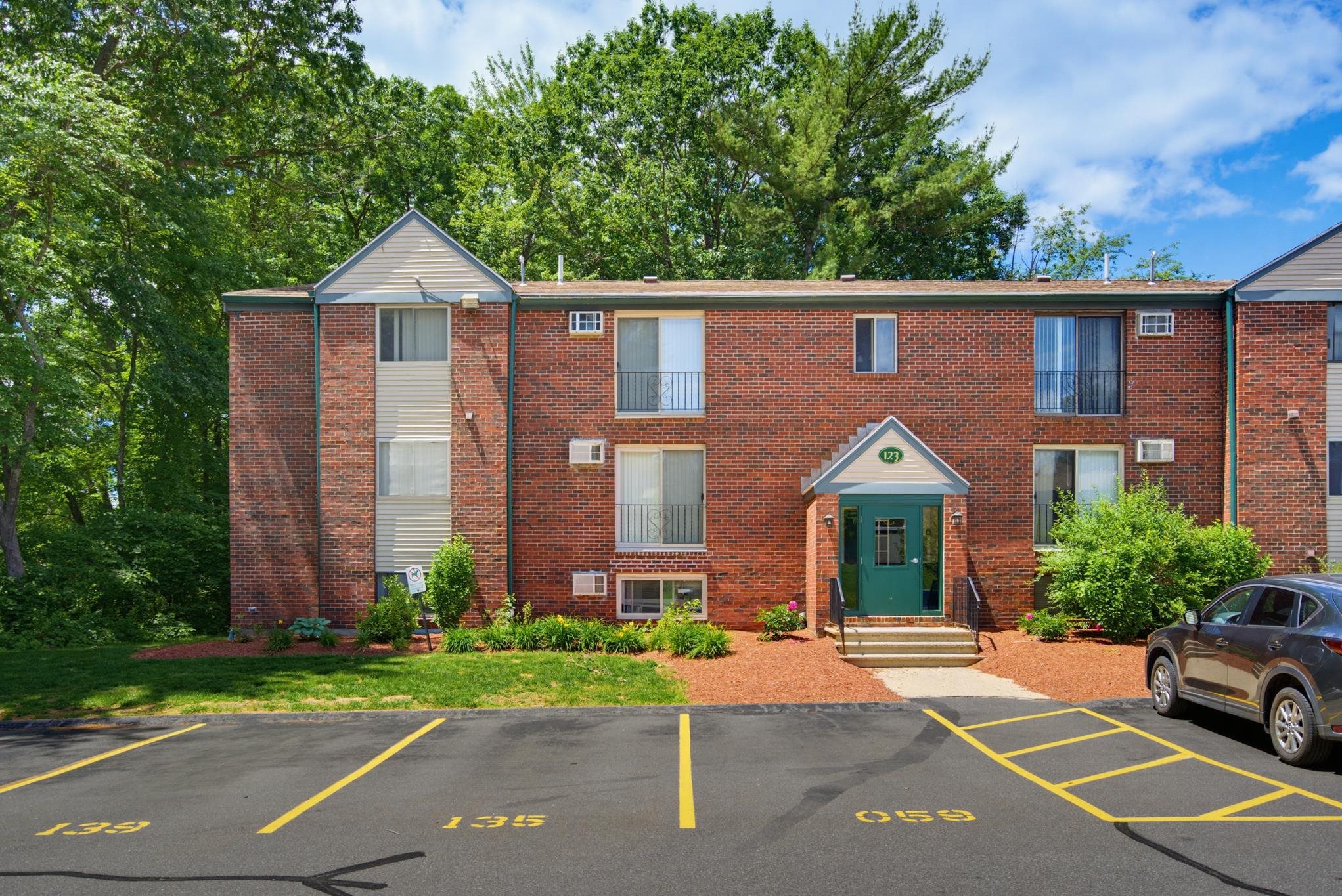123 English Village Road, Unit 202 Manchester, NH 03102 - Photo 1 of 26
