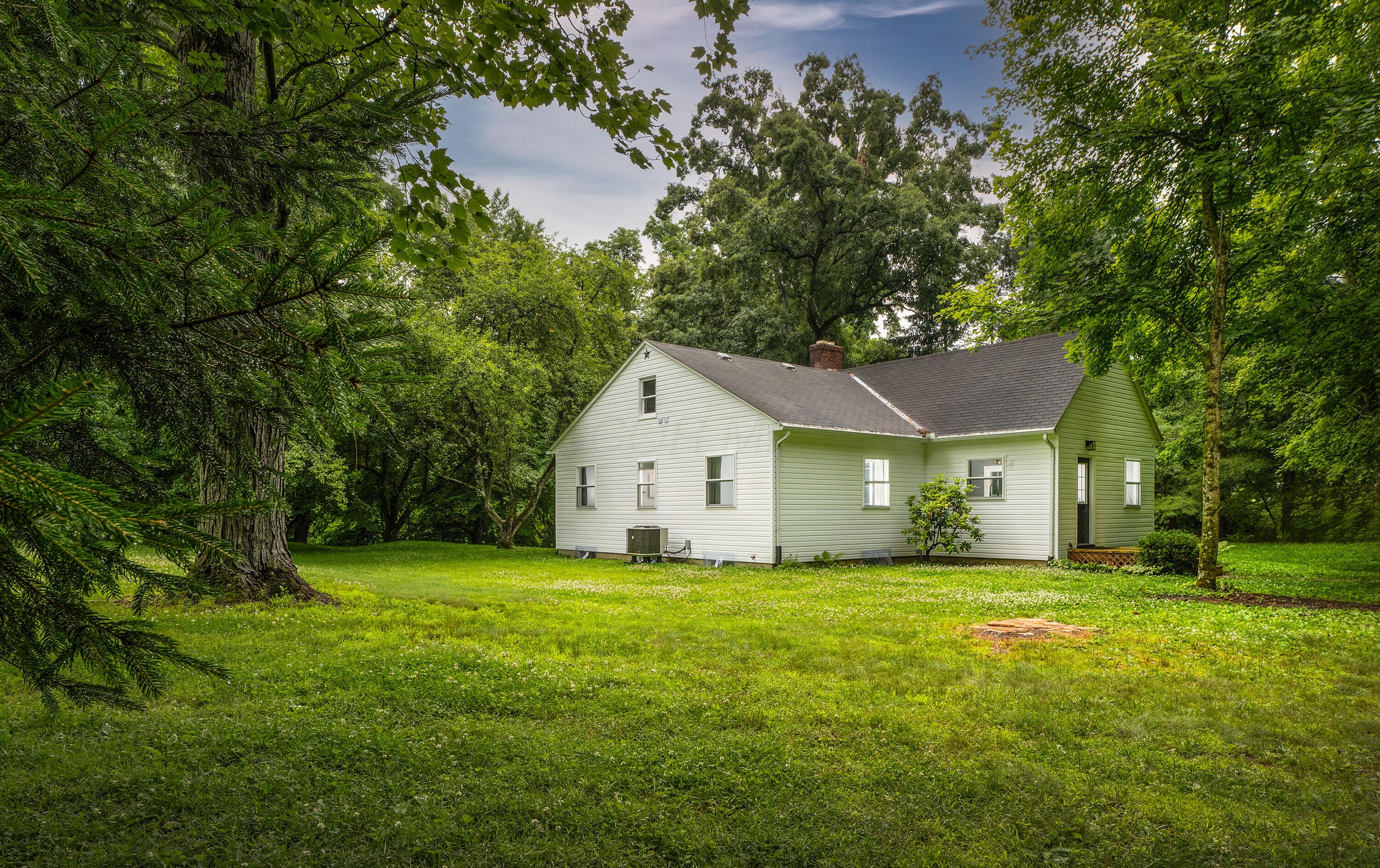 15571 Glen Road Mount Vernon, OH 43050 - Photo 25 of 43 15571Glen_04