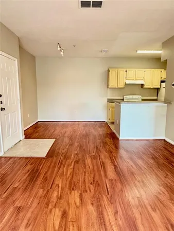 $1,295 | 8911 Legacy Court, Unit 207, Kissimmee, FL 34747