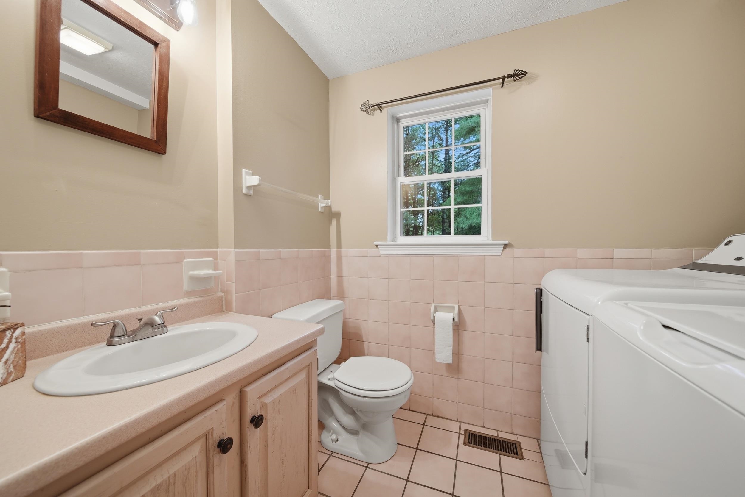 25 Camp Sargent Road Merrimack, NH 03054 - Photo 11 of 52