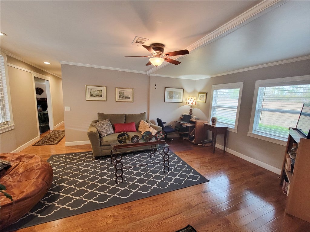 1555 Pear Tree Road Waverly, AL 36879 - Photo 19 of 45 Sitting area outside primary bedroom