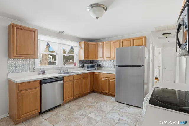 $315,000 | 16 Clarendon Avenue, West Hartford, CT 06110