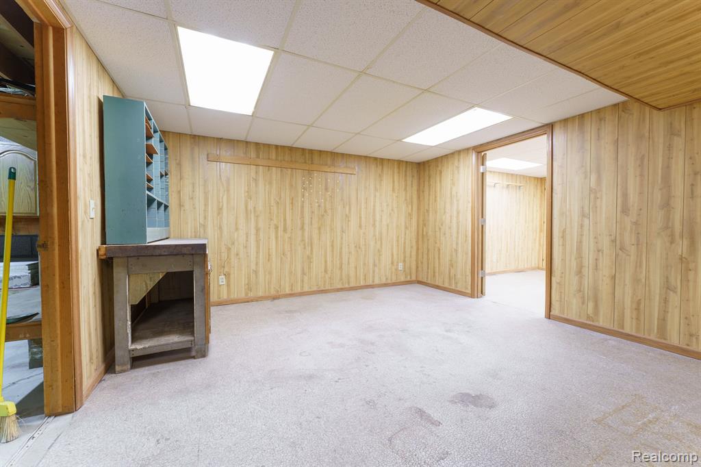171 Endicott Howell, MI 48843 - Photo 21 of 36 Gallery Image 21