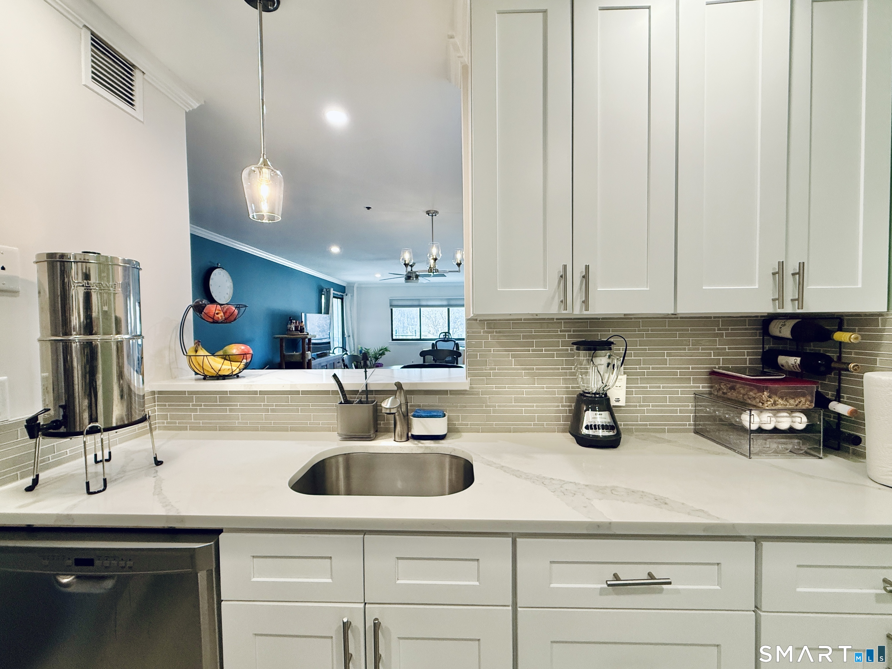 970 Hope Street, Unit 5E Stamford, CT 06907 - Photo 5 of 22