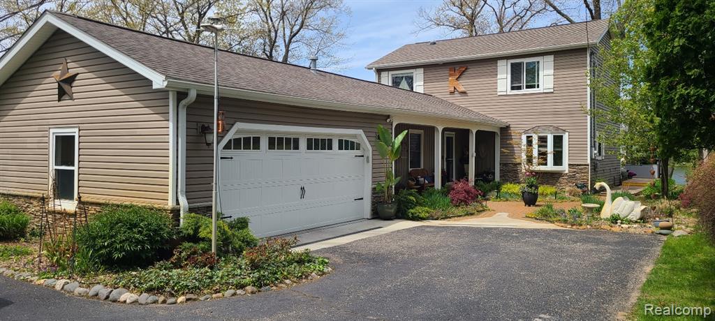 3386 Horrell Court Fenton, MI 48430 - Photo 2 of 42