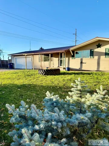$280,000 | 255 West 6th South, St. Anthony, ID 83445