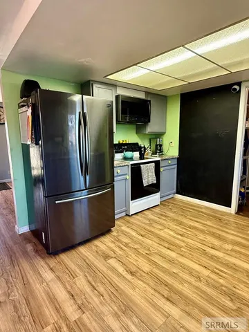 $280,000 | 255 West 6th South, St. Anthony, ID 83445