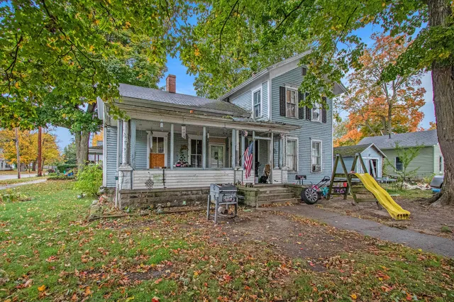 $55,000 | 210 McOmber Street, Dowagiac, MI 49047