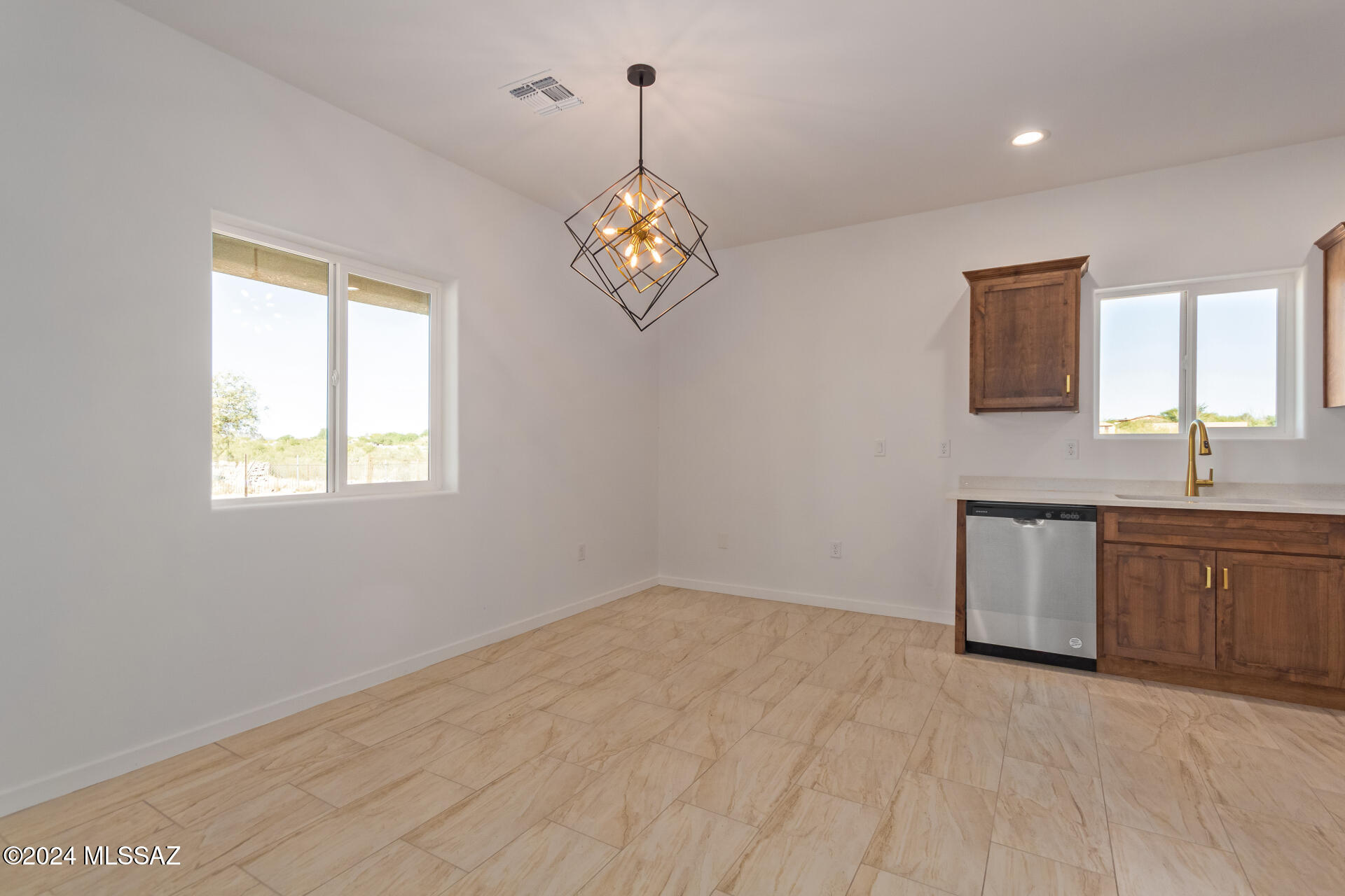 10341 South Summit Park Road Tucson, AZ 85756 - Photo 14 of 31 Gallery Image 14