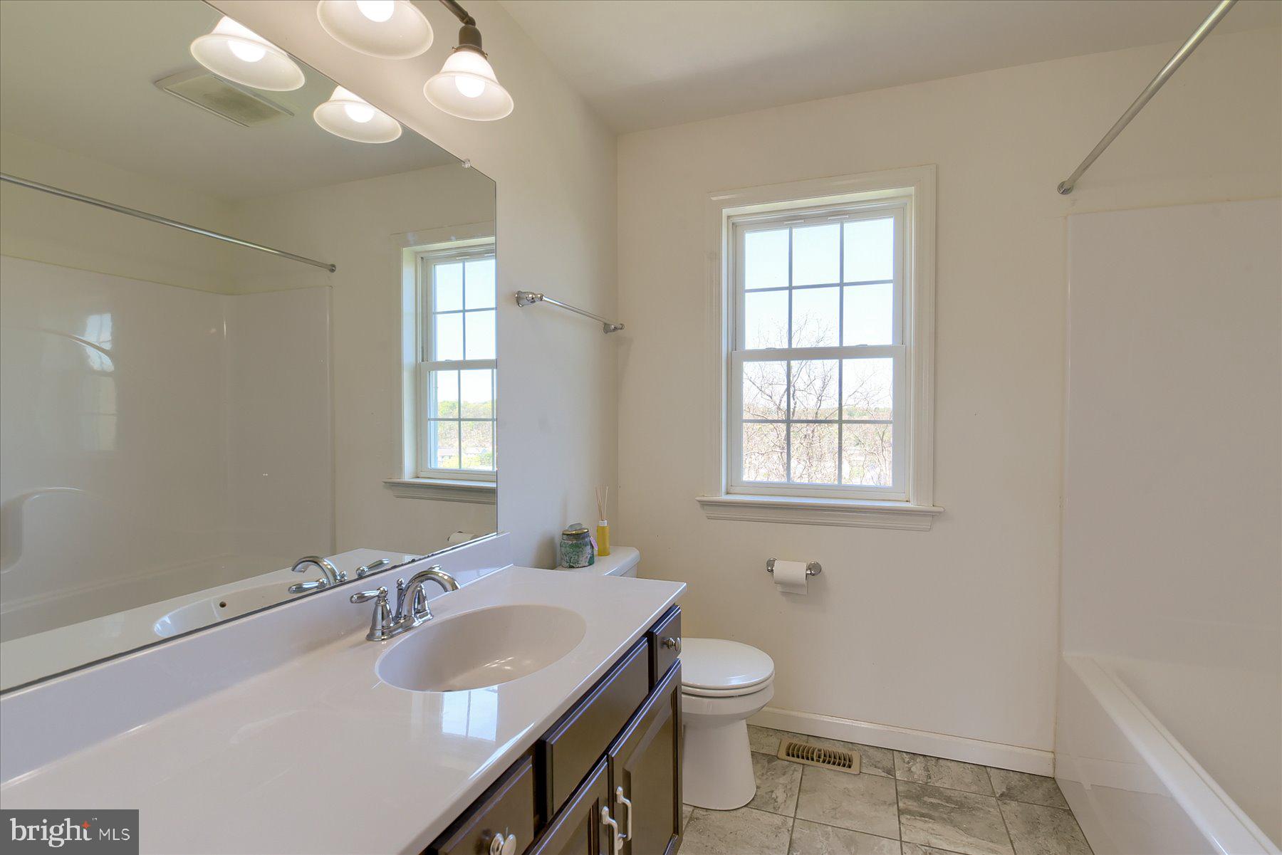 7050 Beaver Spring Road Harrisburg, PA 17111 - Photo 35 of 54 Gallery Image 35