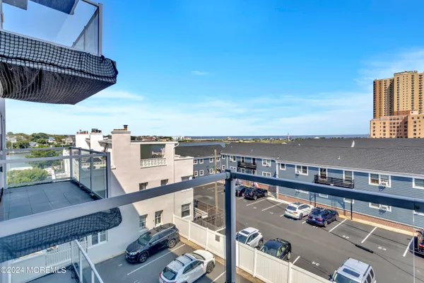 $2,000 | 1706 Park Avenue, Unit 4C, Asbury Park, NJ 07712