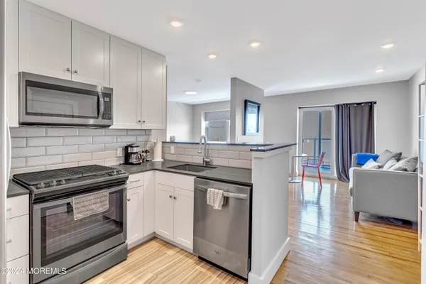 $2,000 | 1706 Park Avenue, Unit 4C, Asbury Park, NJ 07712