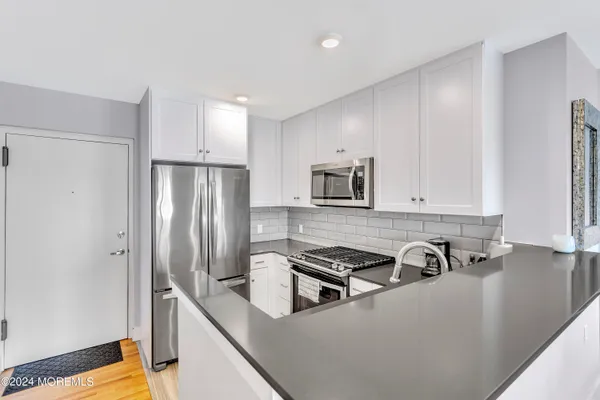 $2,000 | 1706 Park Avenue, Unit 4C, Asbury Park, NJ 07712