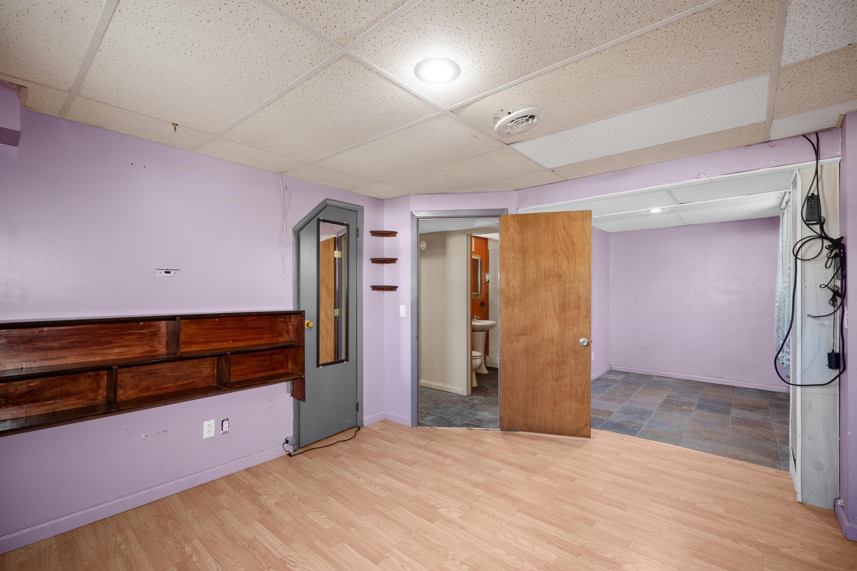 5641 Larch Drive Jackson, MI 49201 - Photo 21 of 33 Downstairs - Bedroom 2