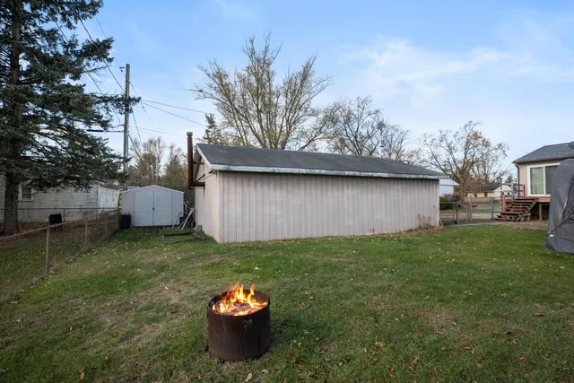 $219,000 | 5641 Larch Drive, Jackson, MI 49201