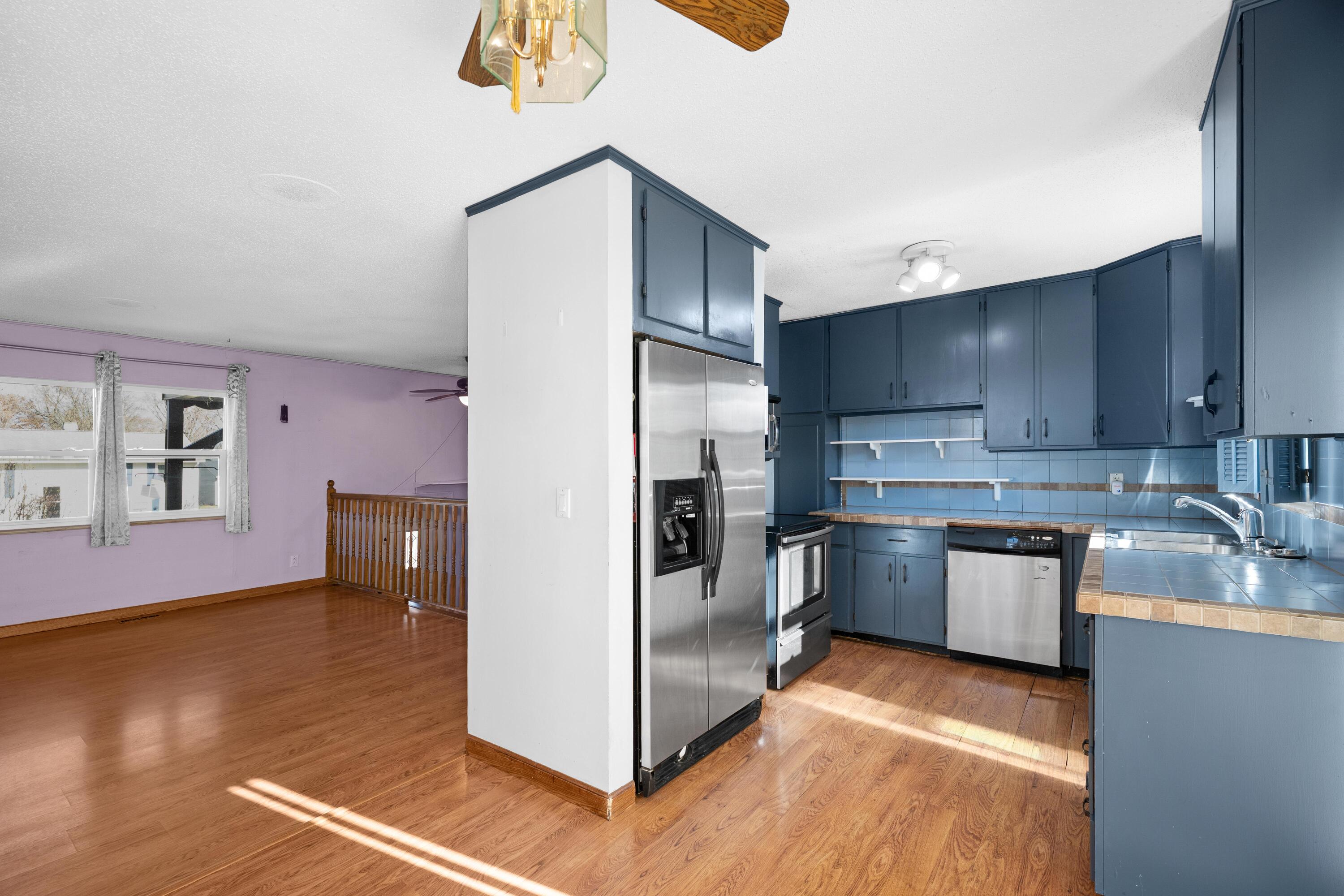 5641 Larch Drive Jackson, MI 49201 - Photo 10 of 33 Kitchen 1