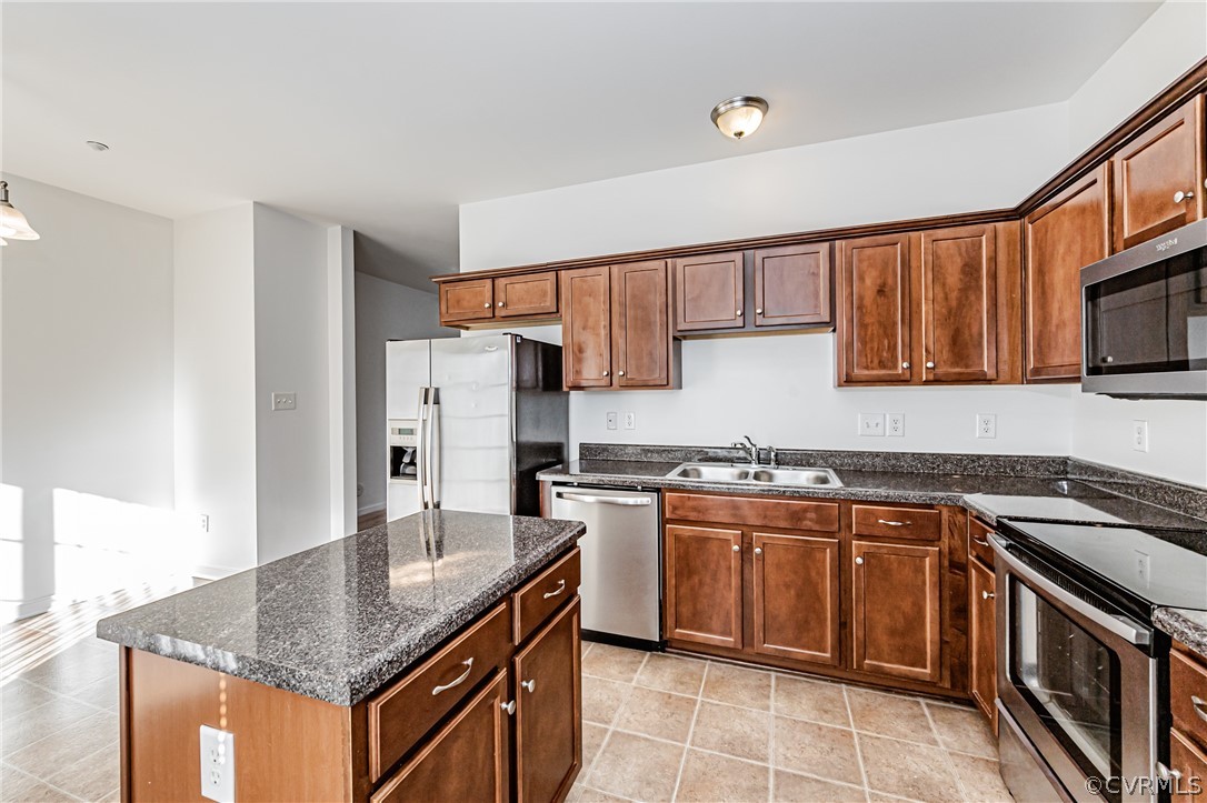 12018 Perdue Springs Loop Chester, VA 23831 - Photo 15 of 38 Gallery Image 15
