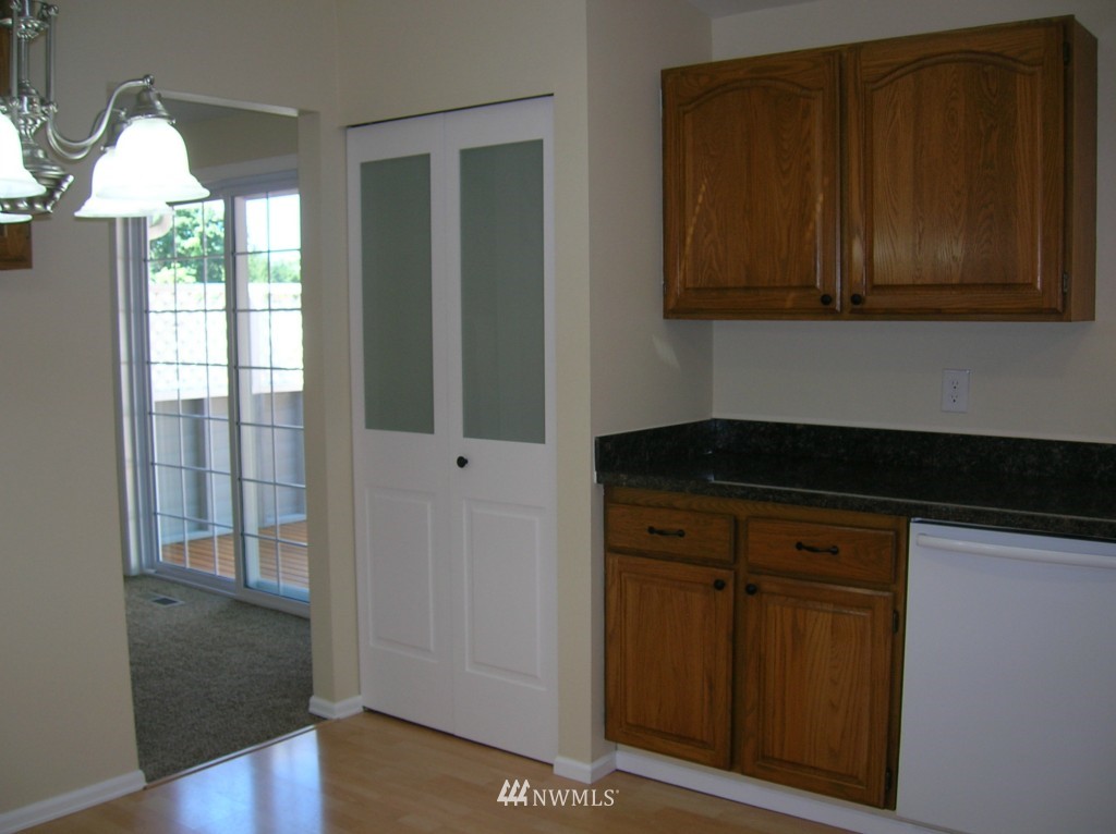 21819 8th Place West Bothell, WA 98021 - Photo 5 of 15