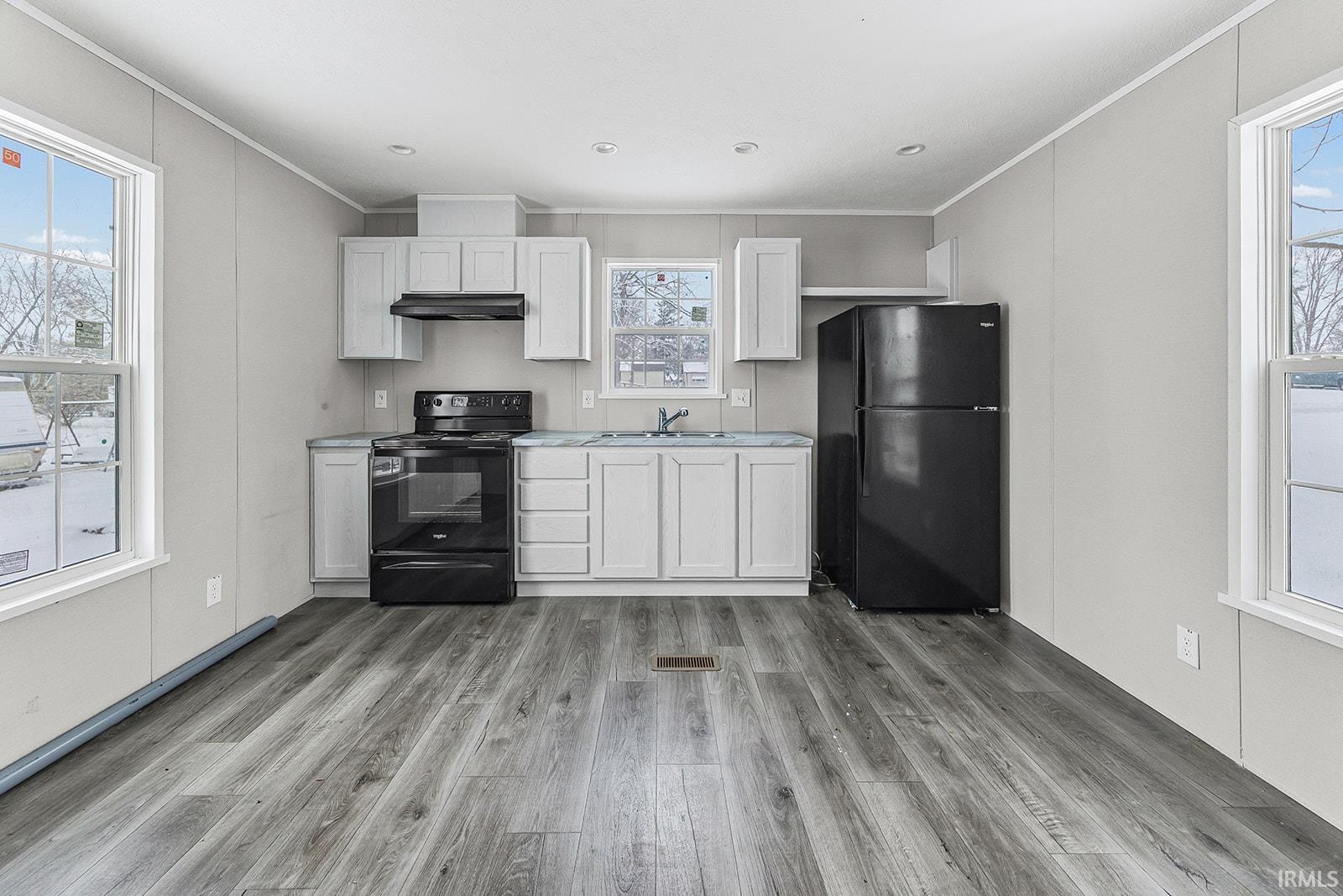 9305 Main Street Clarks Hill, IN 47930 - Photo 3 of 23