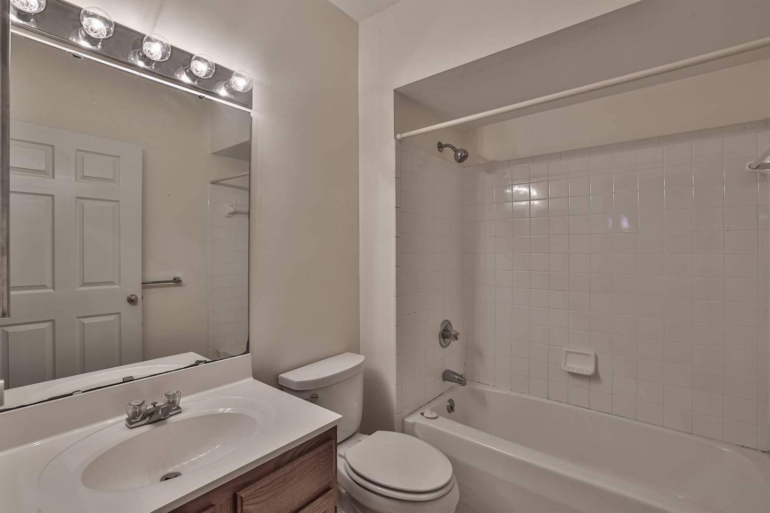 5335 Cooper Road, Unit G Montgomery, OH 45242 - Photo 20 of 29
