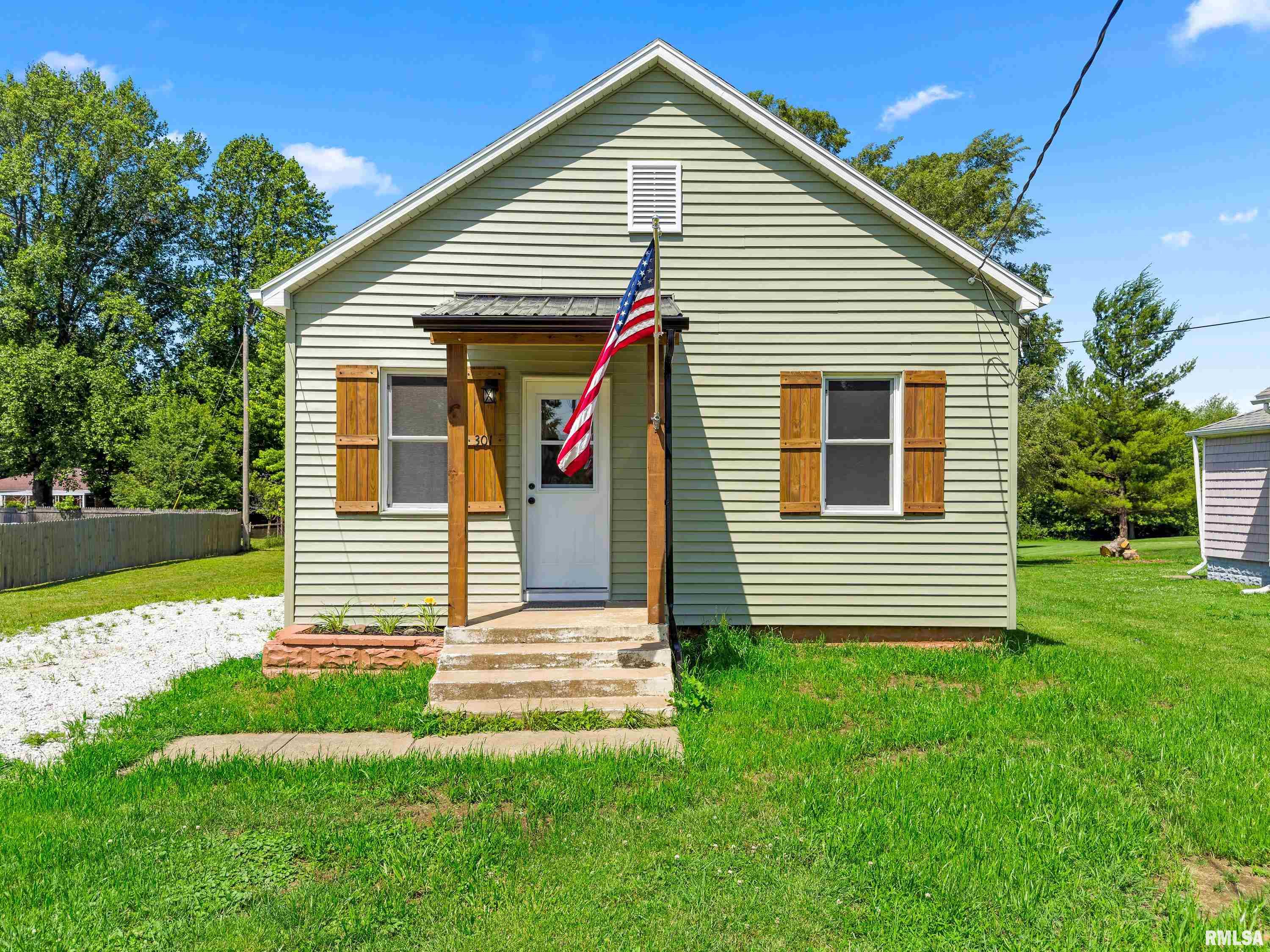 301 Reservoir Road Pekin, IL 61554 - Photo 2 of 29