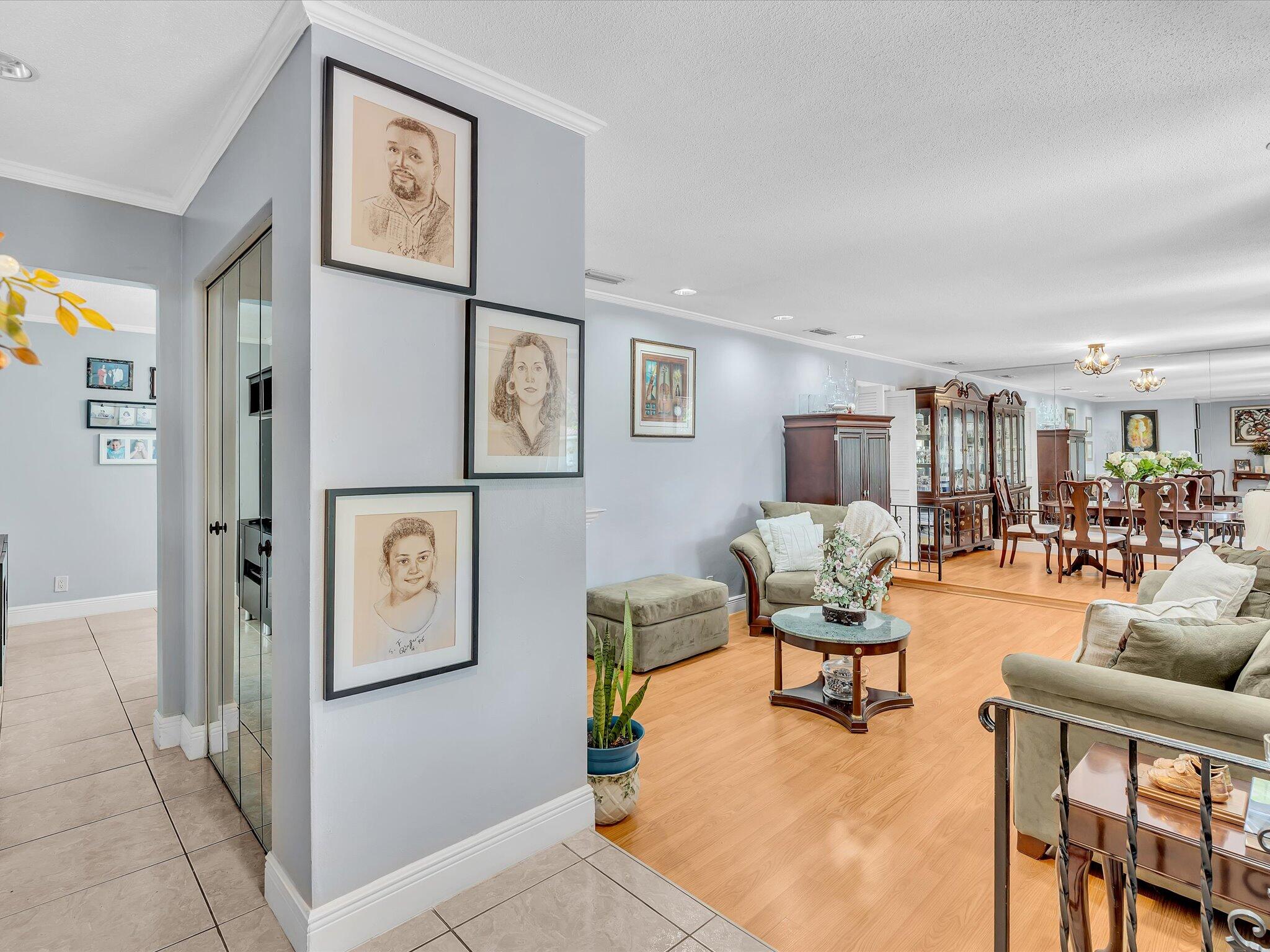7381 Southwest 9th Street Plantation, FL 33317 - Photo 10 of 62 Entry-Living Room