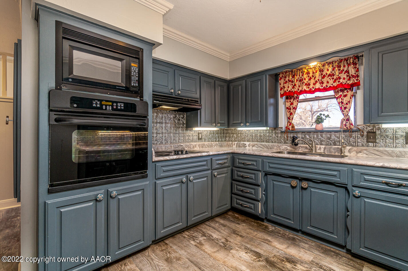 3700 Kingston Road Amarillo, TX 79109 - Photo 12 of 26 Kitchen View 2
