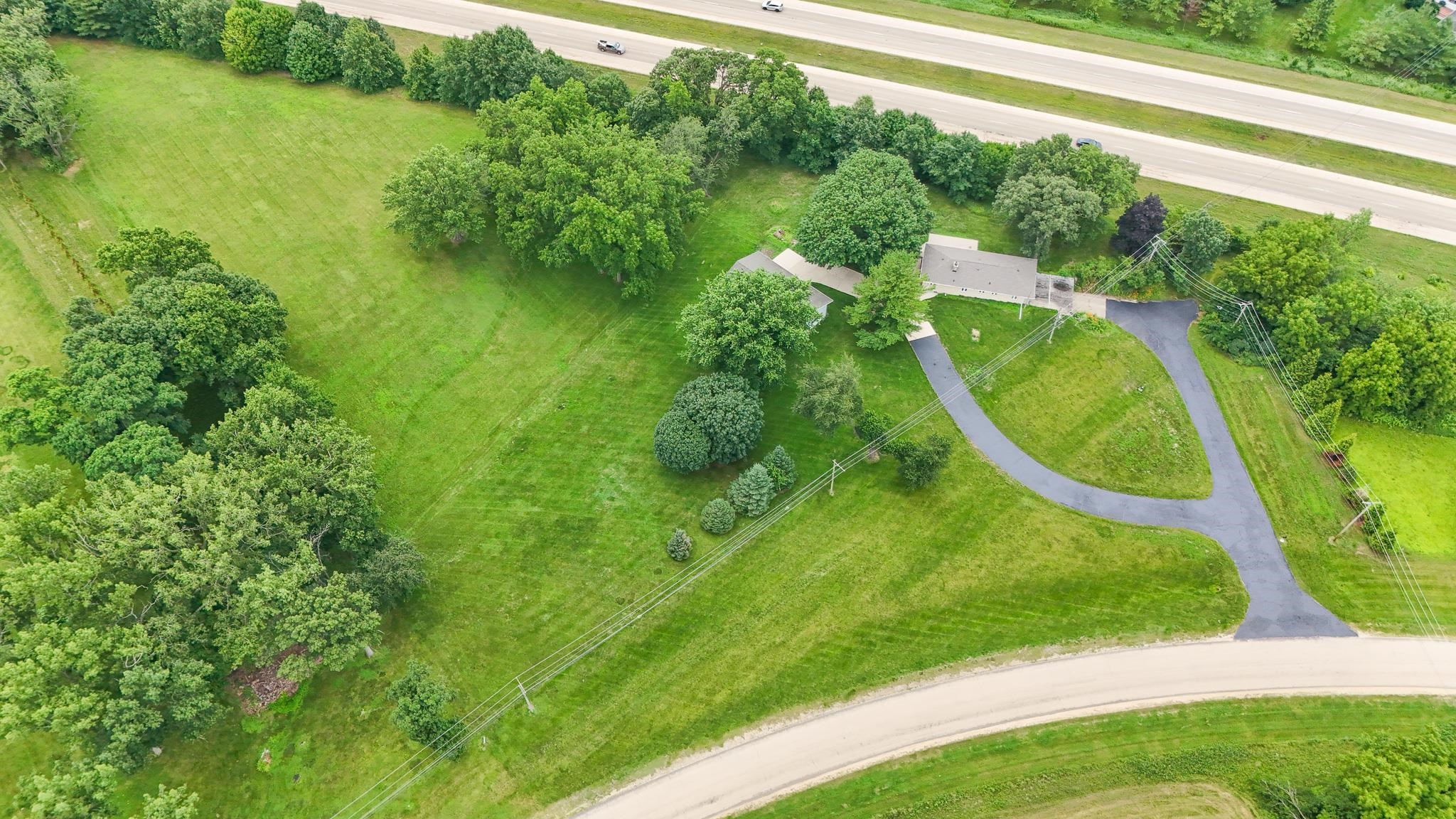 1742 Wolverine Road Dixon, IL 61021 - Photo 21 of 49