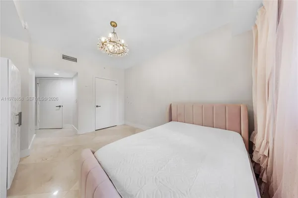 $5,300 | 20000 East Country Club Drive, Unit 311, Aventura, FL 33180