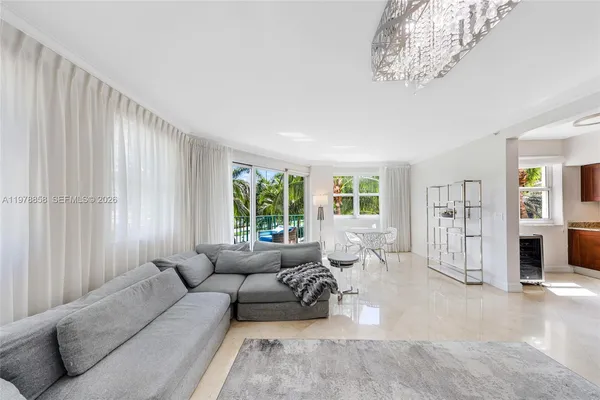 $5,300 | 20000 East Country Club Drive, Unit 311, Aventura, FL 33180