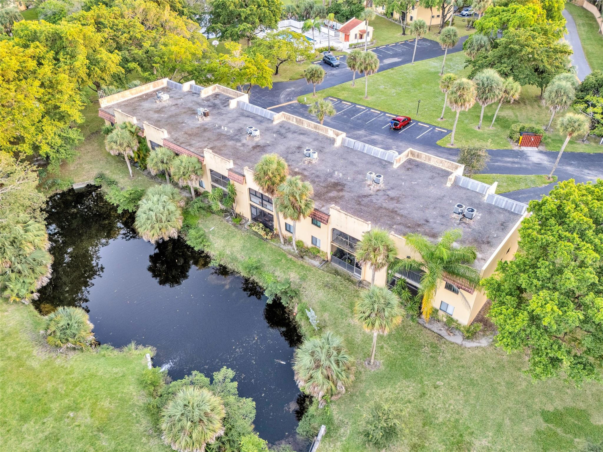 900 Southwest 9th St Circle, Unit 105 Boca Raton, FL 33486 - Photo 2 of 34 Photo 2